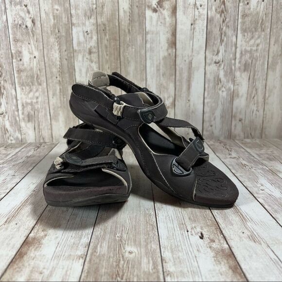 Columbia Brown Sandals -‎ Womens 7 - Picture 9 of 10